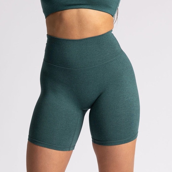 P'tula High-Waisted Compression Barepro Sea Green Shorts Size Small - Picture 4 of 10
